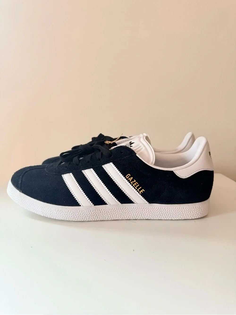 adidas Gazelle BB5476 Black White Men's Size 9.5 New